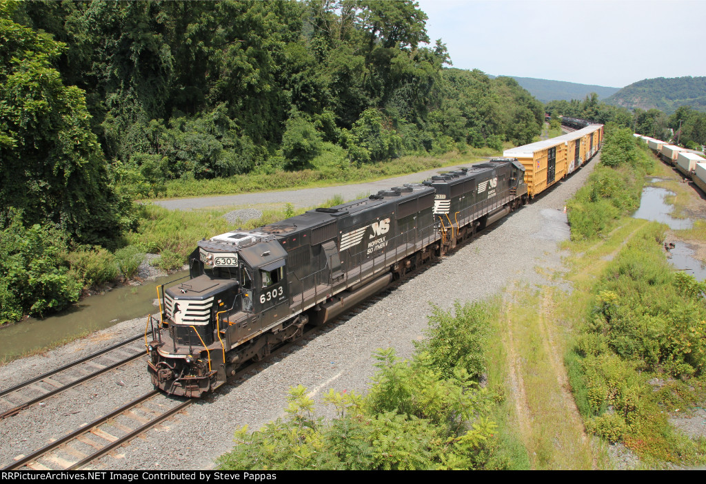 NS 6303 brings freight from Binghamton into Enola yard